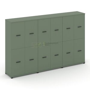 Шкаф три широкие секции, 4 ниши