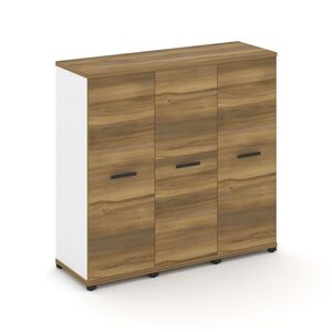 Шкаф три узкие секции, 3 ниши