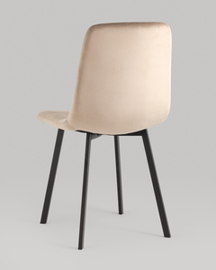 Комплект из четырех стульев