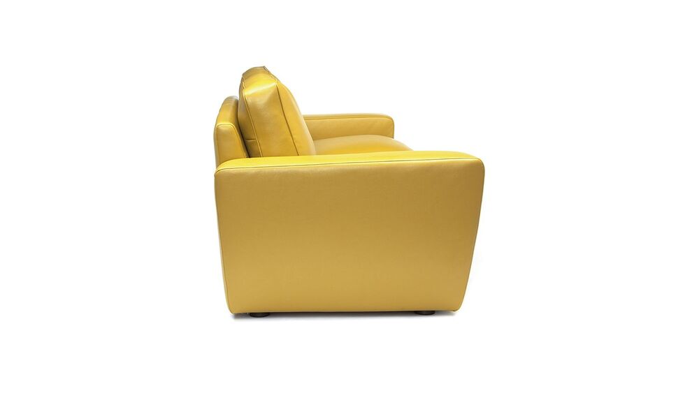 Диван трехместный