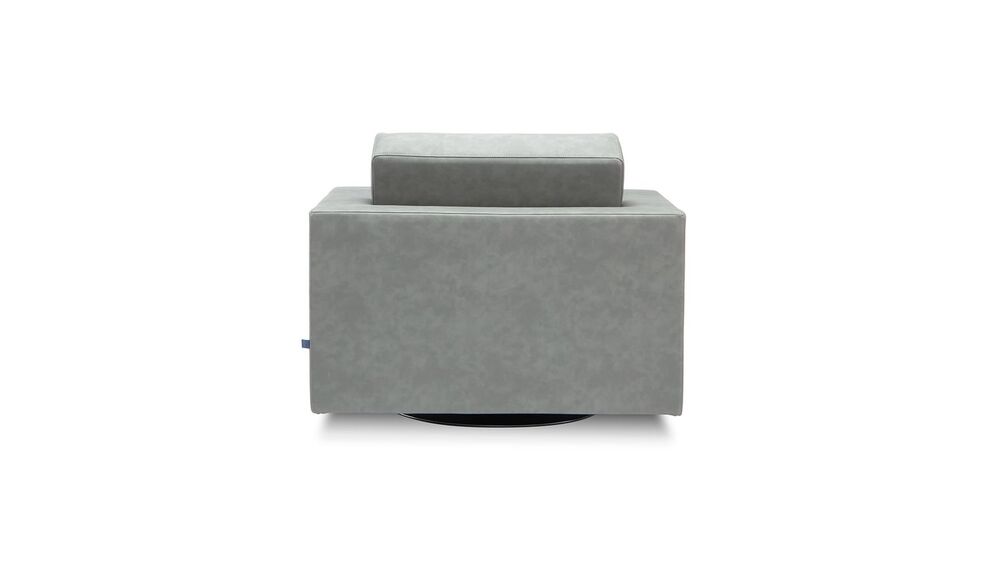 Кресло на поворотном блине