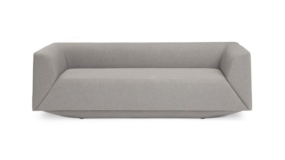 Диван трехместный